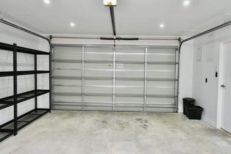 Photo of property in 27 Rosalie Terrace, Kelvin Grove, Palmerston North, 4414