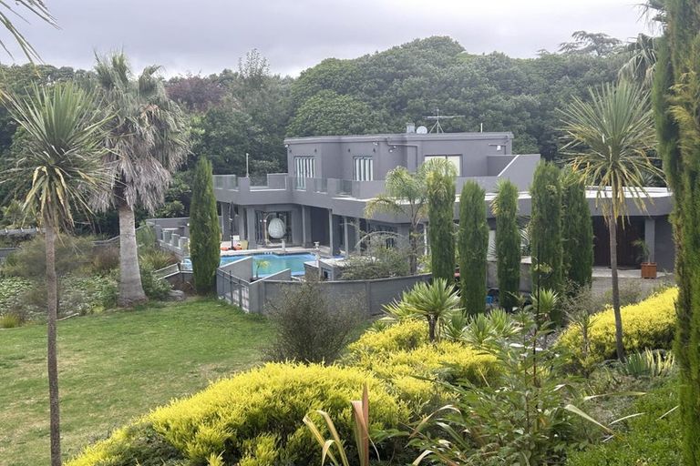 Photo of property in 85 Ngarara Road, Waikanae, 5036