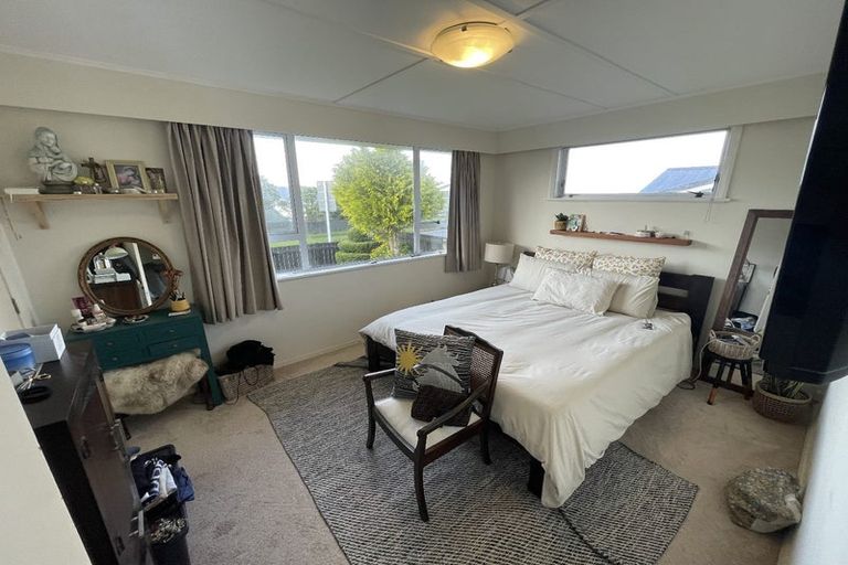 Photo of property in 26 Maple Grove, Maungaraki, Lower Hutt, 5010