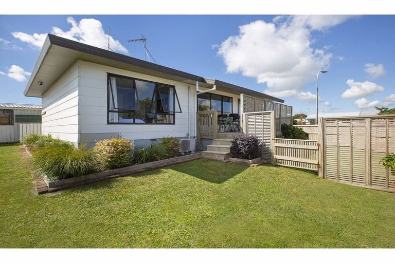 Photo of property in 23 Lloyd Drive, Nawton, Hamilton, 3200