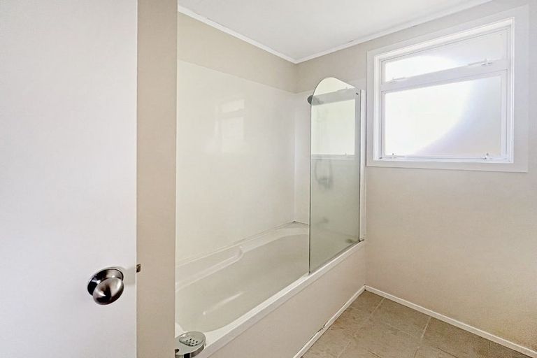 Photo of property in 4 Toi Grove, Turangi, 3334