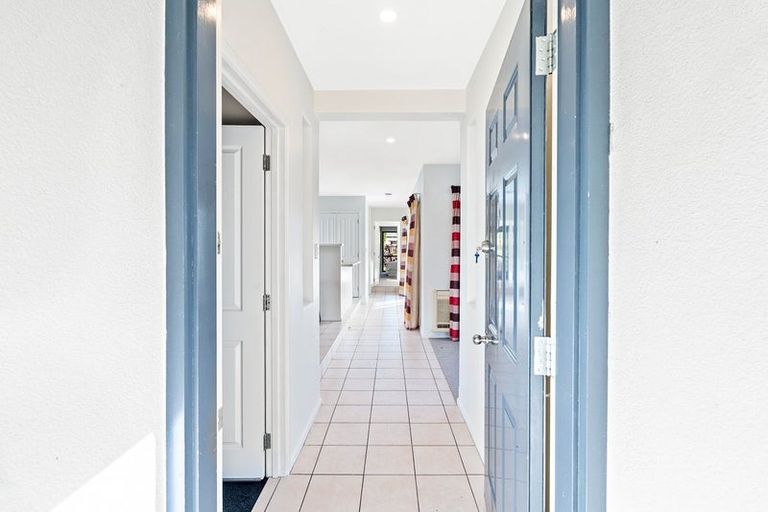 Photo of property in 8 Edmund Storr Road, Halswell, Christchurch, 8025