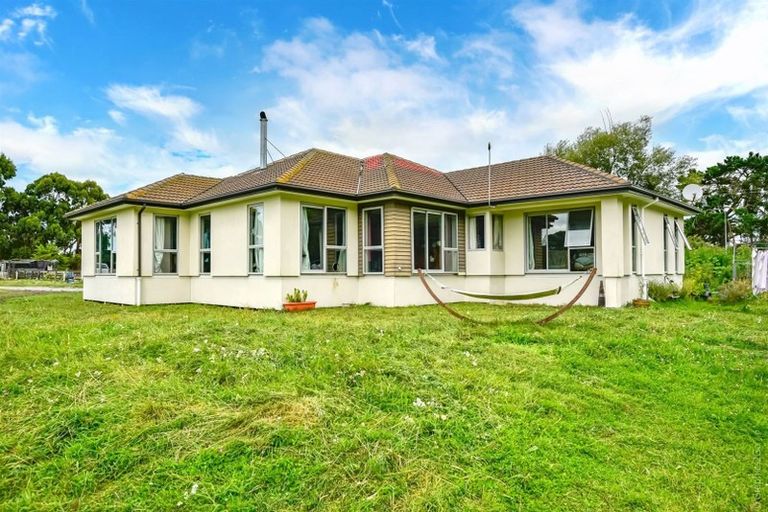 Photo of property in 335 Kainga Road, Kainga, Christchurch, 8083