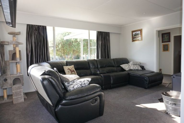 Photo of property in 24 Liverpool Street, Levin, 5510