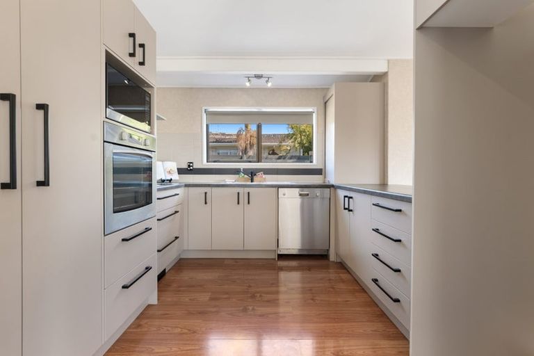 Photo of property in 13 Nicolas Place, Judea, Tauranga, 3110