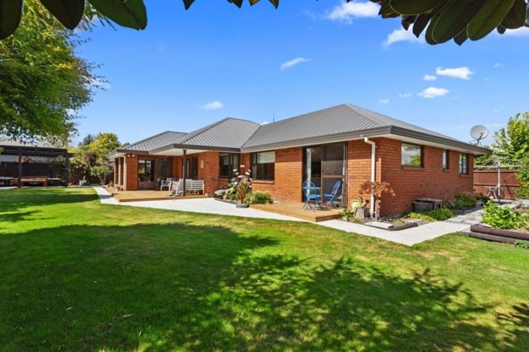 Photo of property in 3 Stanton Place, Woodend, 7610