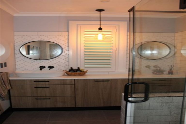 Photo of property in 59 Cliffs Road, Saint Clair, Dunedin, 9012