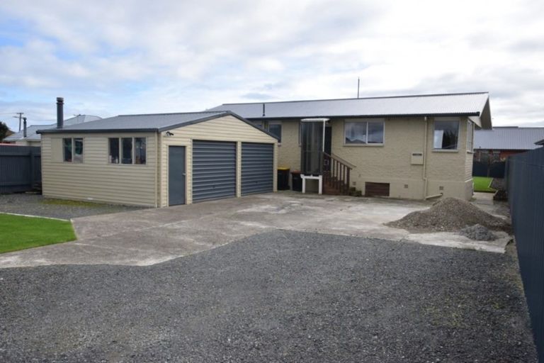 Photo of property in 90 Bay Road, Grasmere, Invercargill, 9810