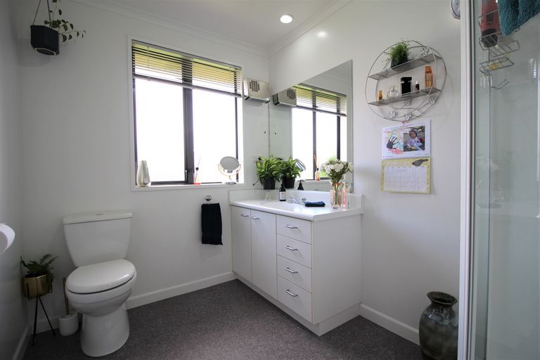 Photo of property in 1 Pines Road, Alexandra, 9320