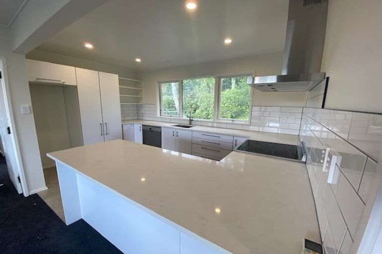 Photo of property in 26 Middleton Road, Johnsonville, Wellington, 6037