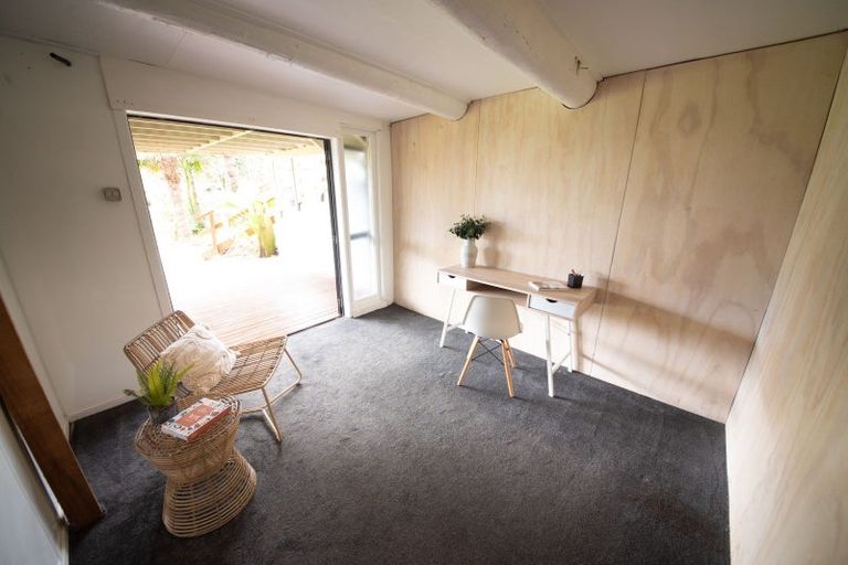 Photo of property in 5 John Street, Raglan, 3225