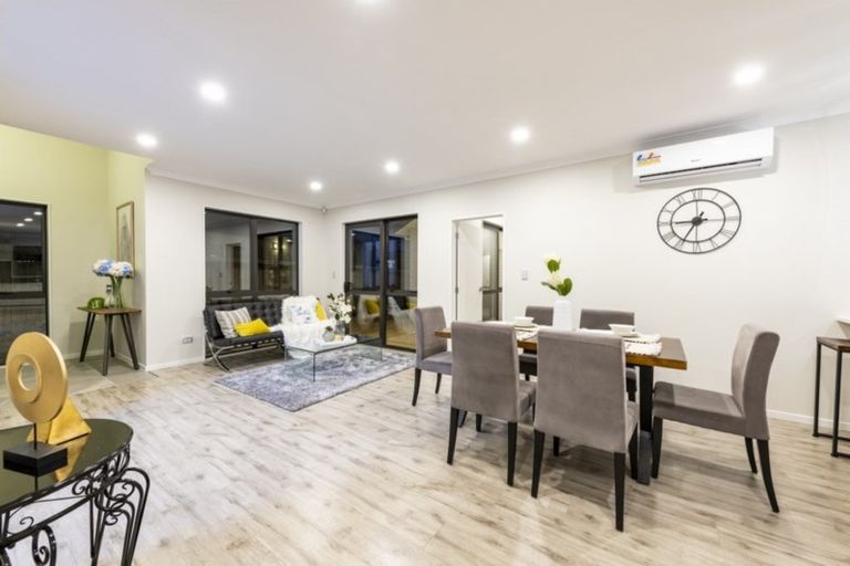 Photo of property in 198 Ridge Road, Howick, Auckland, 2014