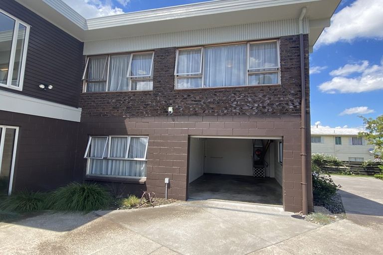 Photo of property in 6 Barnhill Crescent, Pahurehure, Papakura, 2113