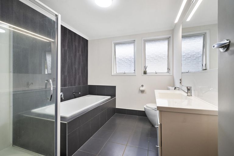 Photo of property in 45 Maxwells Line, Awapuni, Palmerston North, 4412