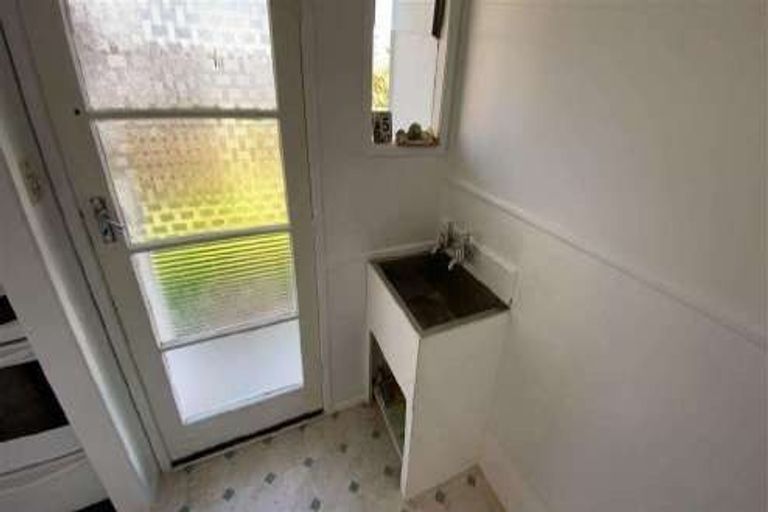 Photo of property in 53 Favona Road, Favona, Auckland, 2024