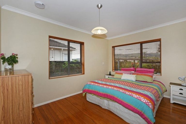 Photo of property in 54 Athlone Crescent, Avalon, Lower Hutt, 5011