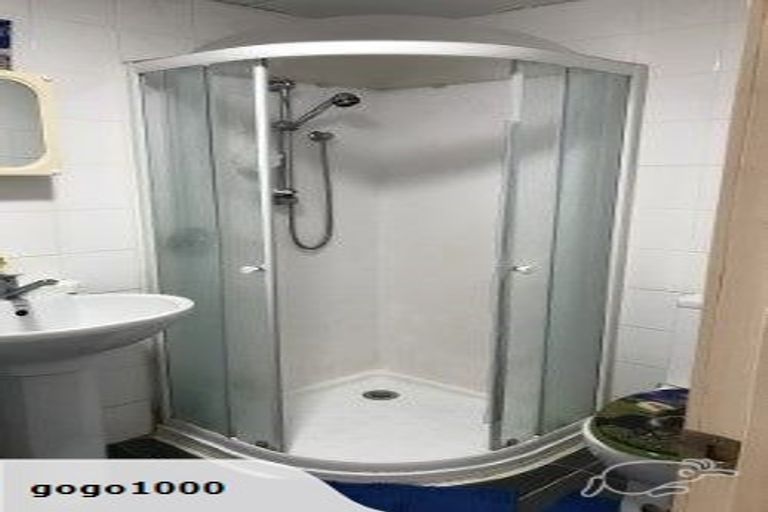 Photo of property in 21 Oaktree Avenue, Browns Bay, Auckland, 0630