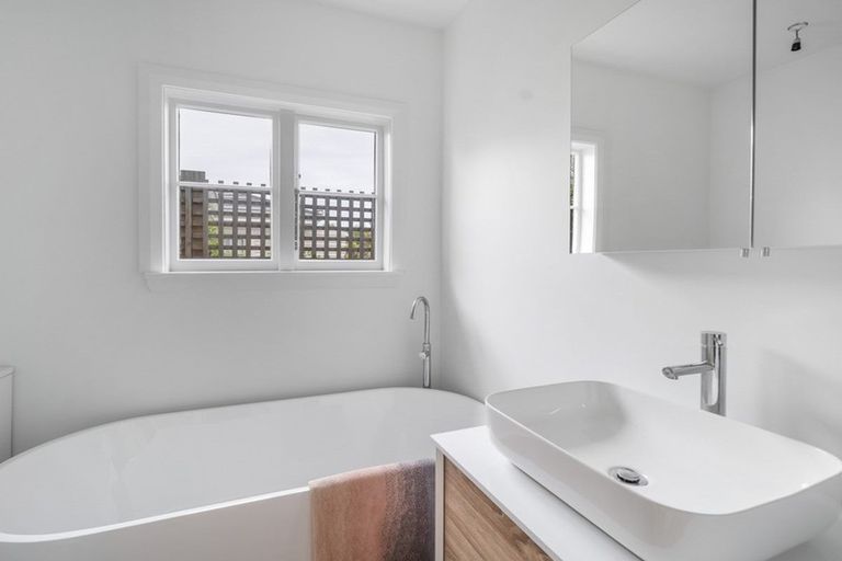 Photo of property in 21 Young Street, Somerfield, Christchurch, 8024