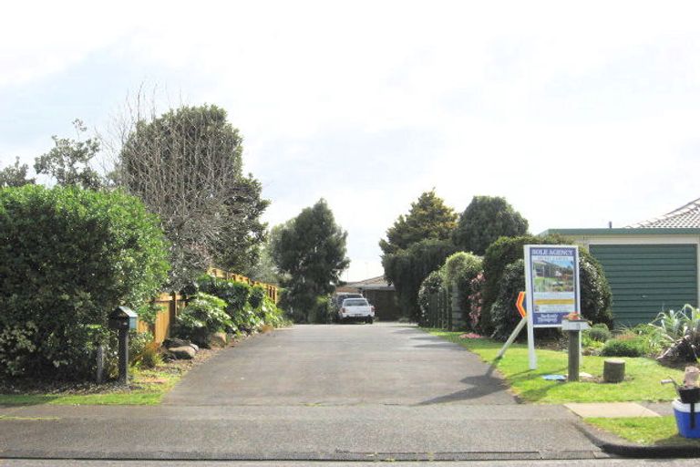 Photo of property in 5 Barnhill Crescent, Pahurehure, Papakura, 2113