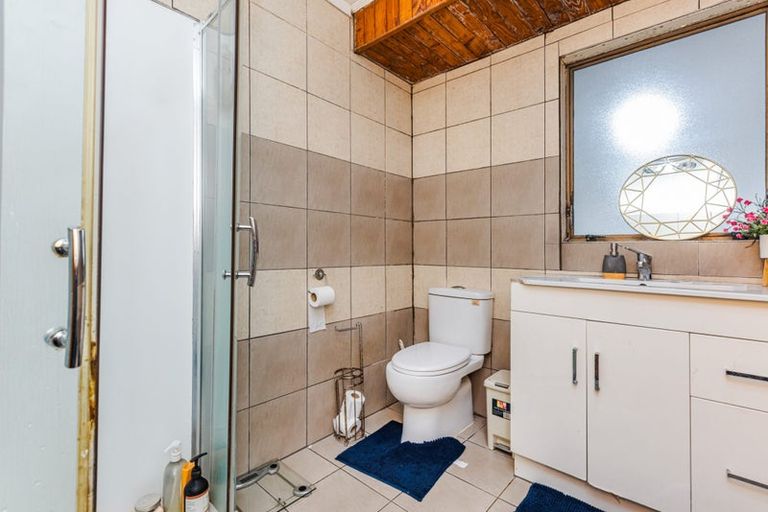 Photo of property in 63 Finlayson Avenue, Clendon Park, Auckland, 2103