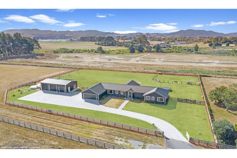 Photo of property in 6 Diane Place, Te Kowhai, Hamilton, 3288