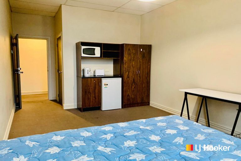 Photo of property in 5 Anzac Avenue, Dunedin Central, Dunedin, 9016