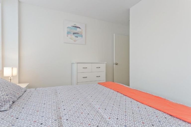 Photo of property in 6/26 Railway Street West, Papakura, 2110