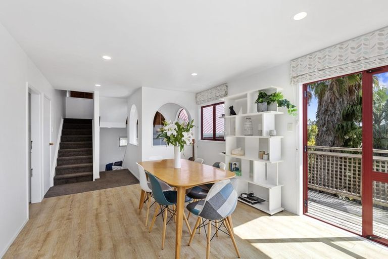 Photo of property in 4/149a Mokoia Road, Birkenhead, Auckland, 0626