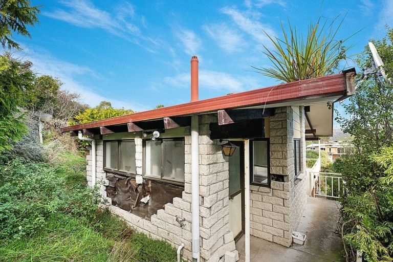 Photo of property in 2/14 Clementine Lane, Mount Pleasant, Christchurch, 8081