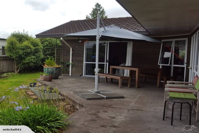 Photo of property in 12 Clare Street, Cambridge, 3434