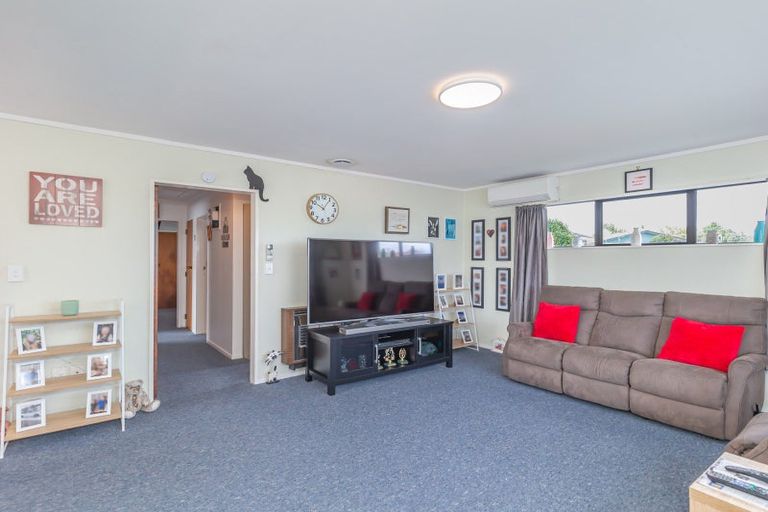 Photo of property in 3a Broadbelt Grove, Levin, 5510