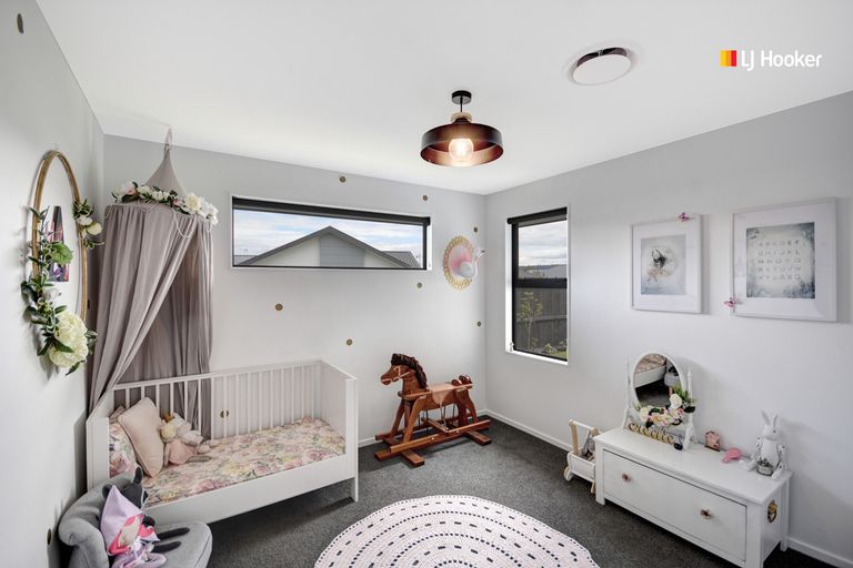 Photo of property in 10 Kinloch Place, Mosgiel, 9024