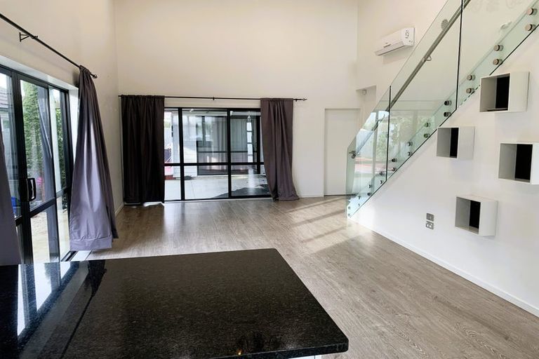 Photo of property in 23 Matata Drive, Takanini, 2112