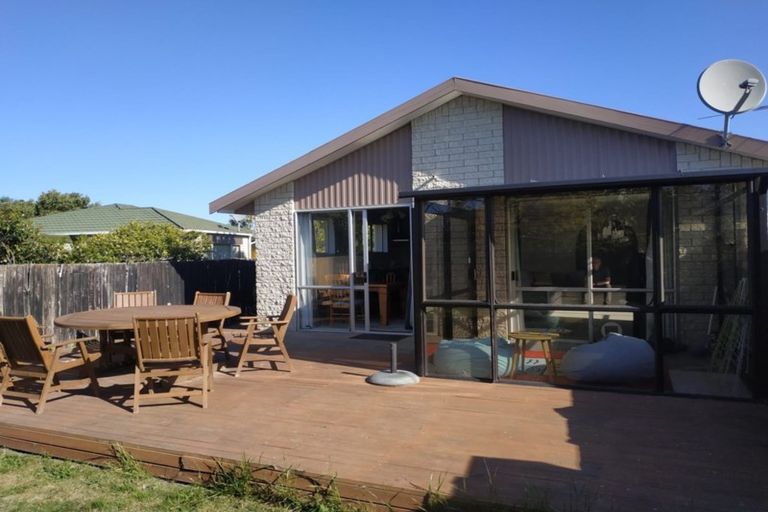 Photo of property in 20 Chadlington Street, Parklands, Christchurch, 8083