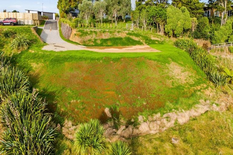 Photo of property in 10 Aderman Place, Hurworth, New Plymouth, 4310