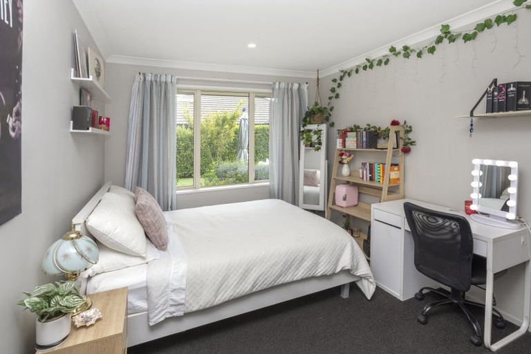 Photo of property in 2 Rossall Crescent, Rolleston, 7615