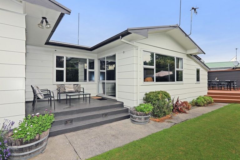 Photo of property in 15 Travis Street, Taradale, Napier, 4112
