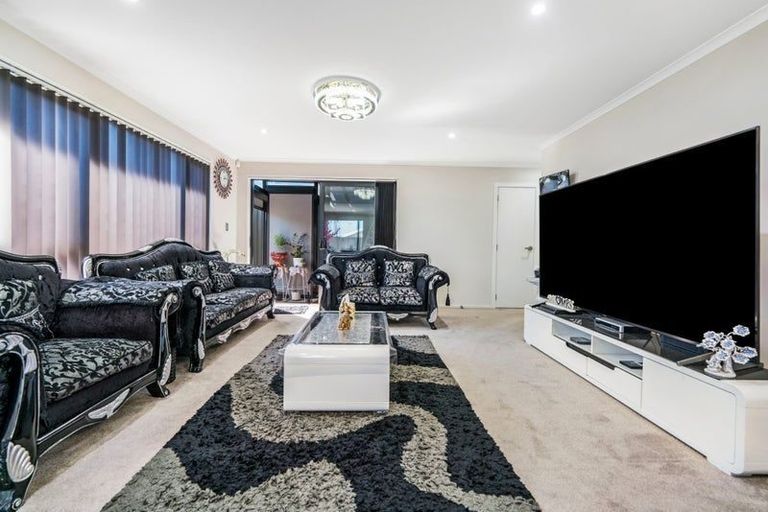Photo of property in 45c Jellicoe Road, Manurewa, Auckland, 2102