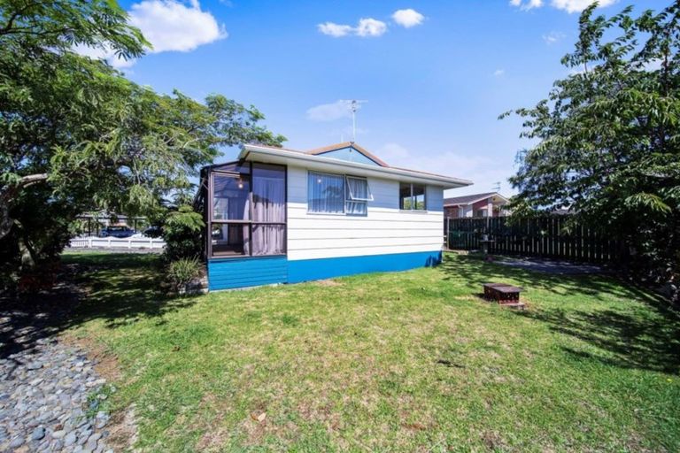 Photo of property in 2/6 Glamis Avenue, Bell Block, New Plymouth, 4312