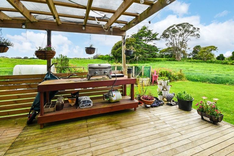 Photo of property in 658 Linwood Road, Karaka, Papakura, 2580