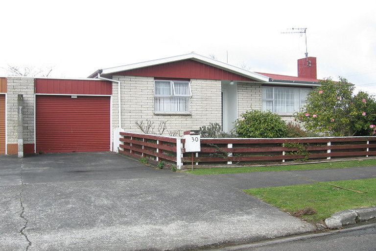Photo of property in 30 Montgomery Street, Feilding, 4702