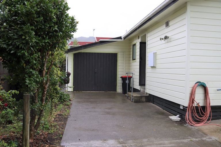 Photo of property in 55 Underhill Road, Featherston, 5710