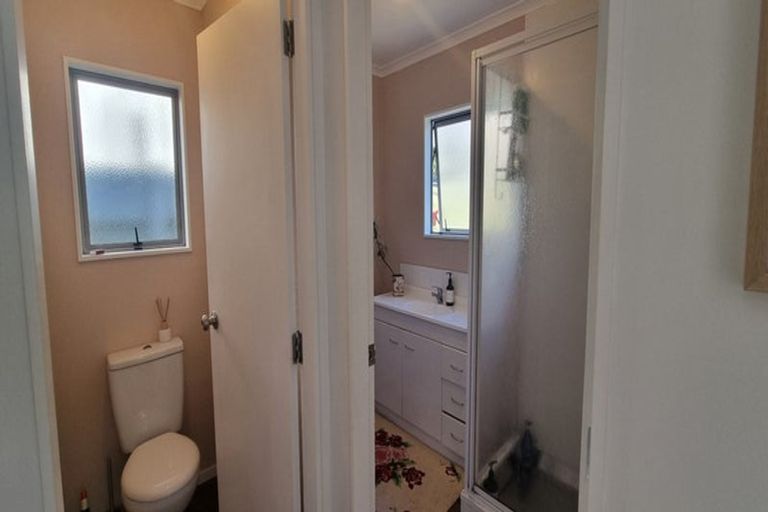 Photo of property in 1059b Papamoa Beach Road, Papamoa Beach, Papamoa, 3118