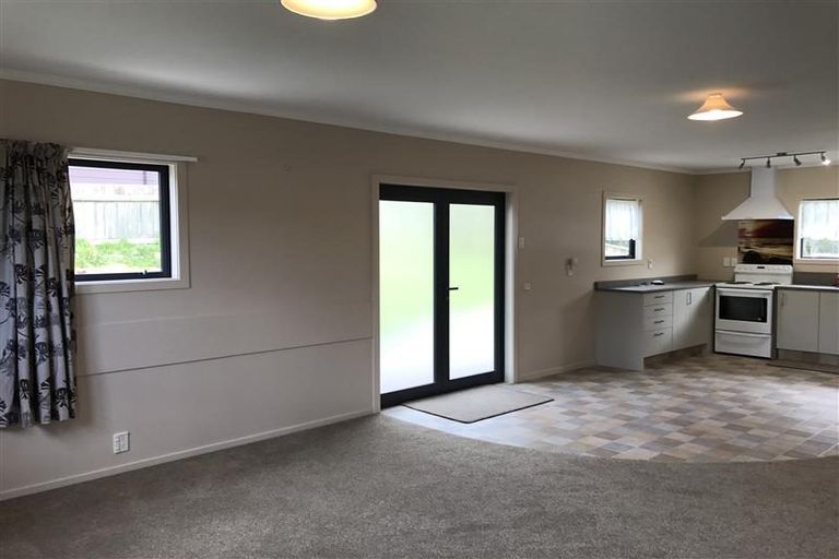 Photo of property in 4 Hindmarsh Street, Johnsonville, Wellington, 6037