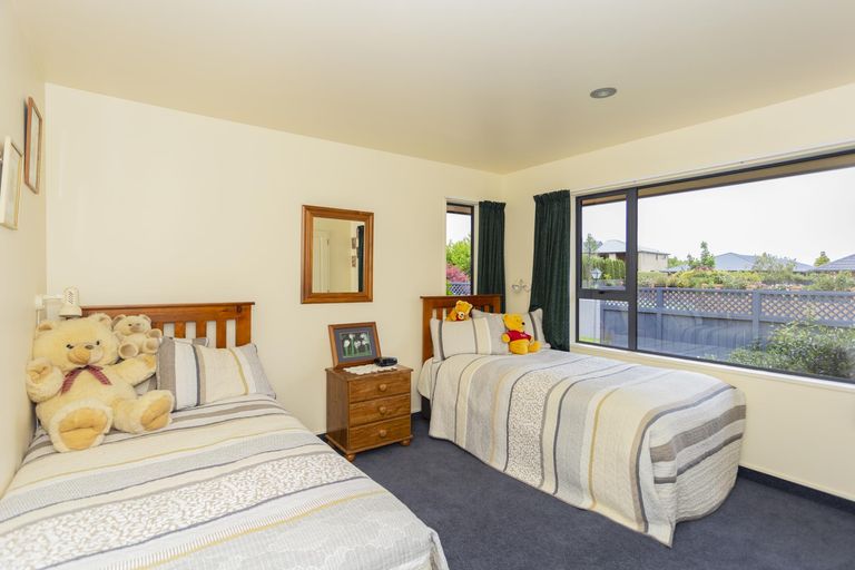 Photo of property in 2 Berkley Place, Oamaru North, Oamaru, 9400