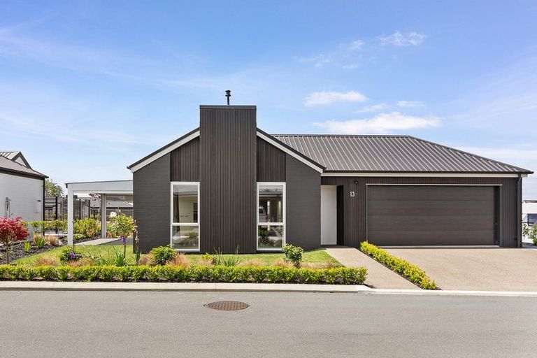 Photo of property in 13 Evergreen Parade, Rosehill, Papakura, 2113