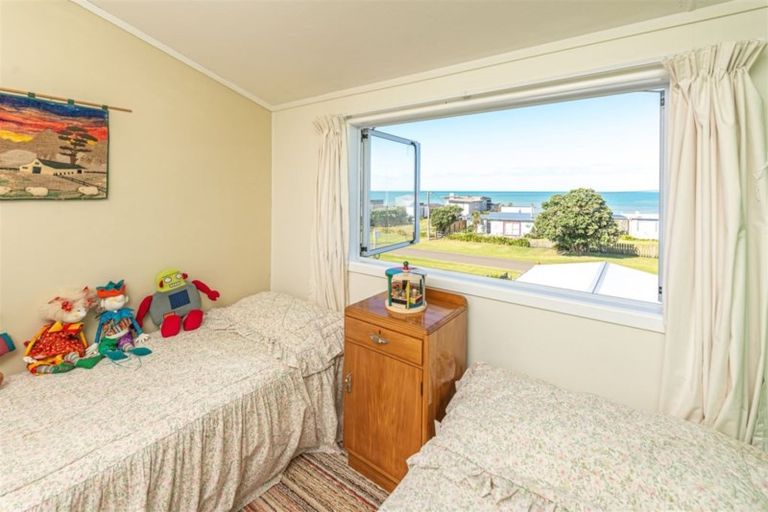 Photo of property in 40 Coleman Avenue, Waverley, 4591