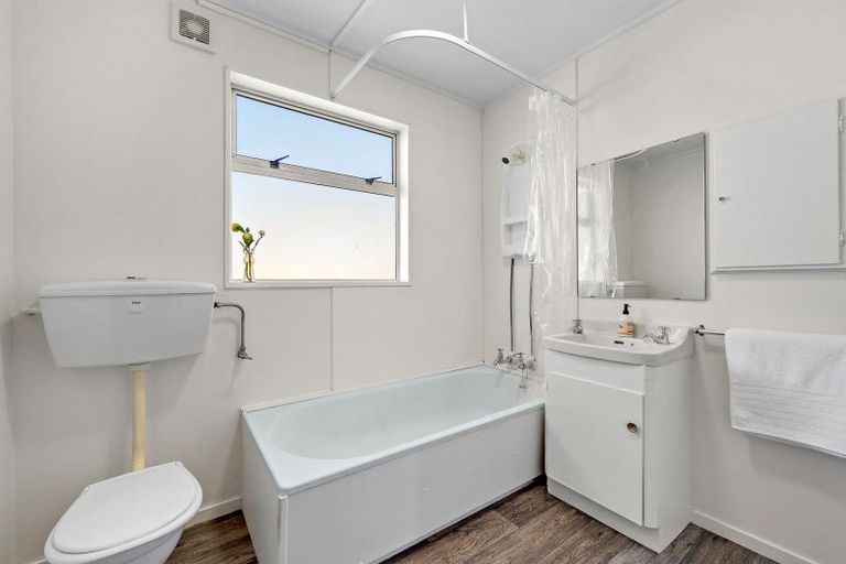 Photo of property in 2/16 Ross Street, Kilbirnie, Wellington, 6022