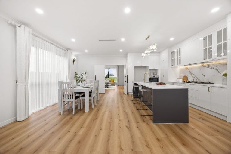 Photo of property in 35 Park Green Avenue, Rosehill, Papakura, 2113