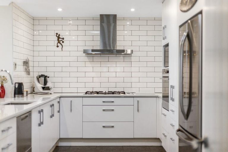 Photo of property in 15 Ashwood Street, Woodridge, Wellington, 6037